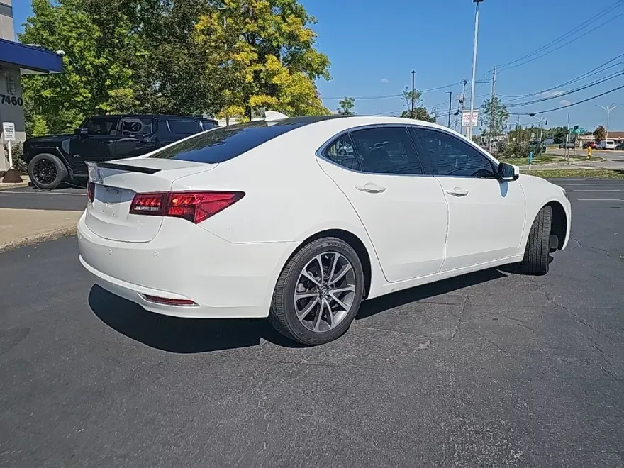2016 Acura TLX SH-AWD Advance photo 1