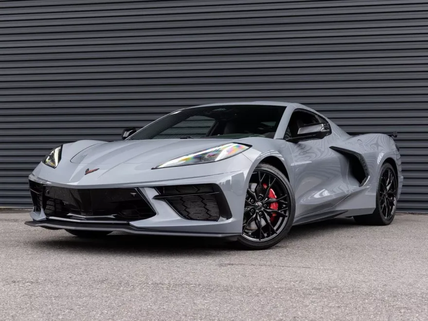 2025 Chevrolet Corvette 2LT photo 1
