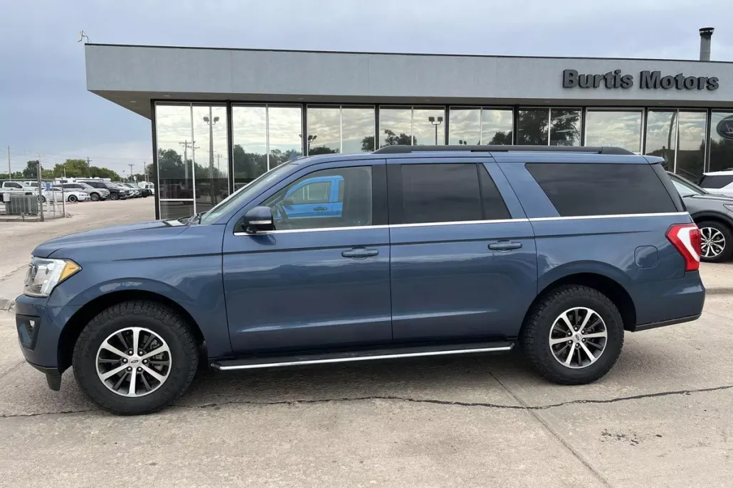 2020 Ford Expedition MAX XLT photo 1