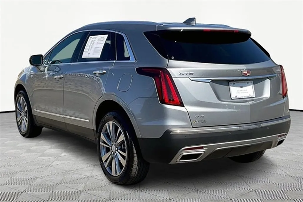 2025 Cadillac XT5 Premium Luxury photo 1