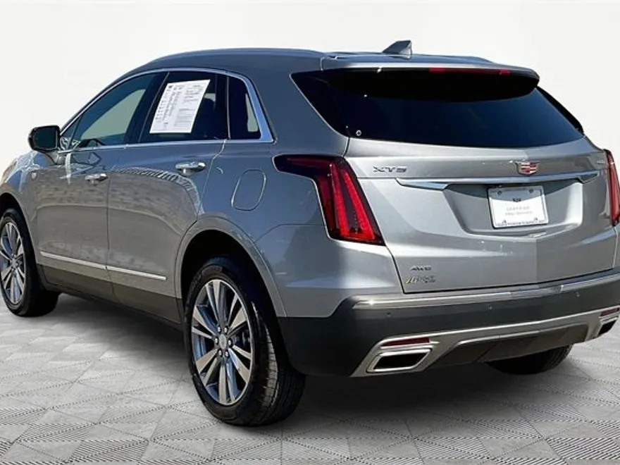 2025 Cadillac XT5 Premium Luxury photo 1