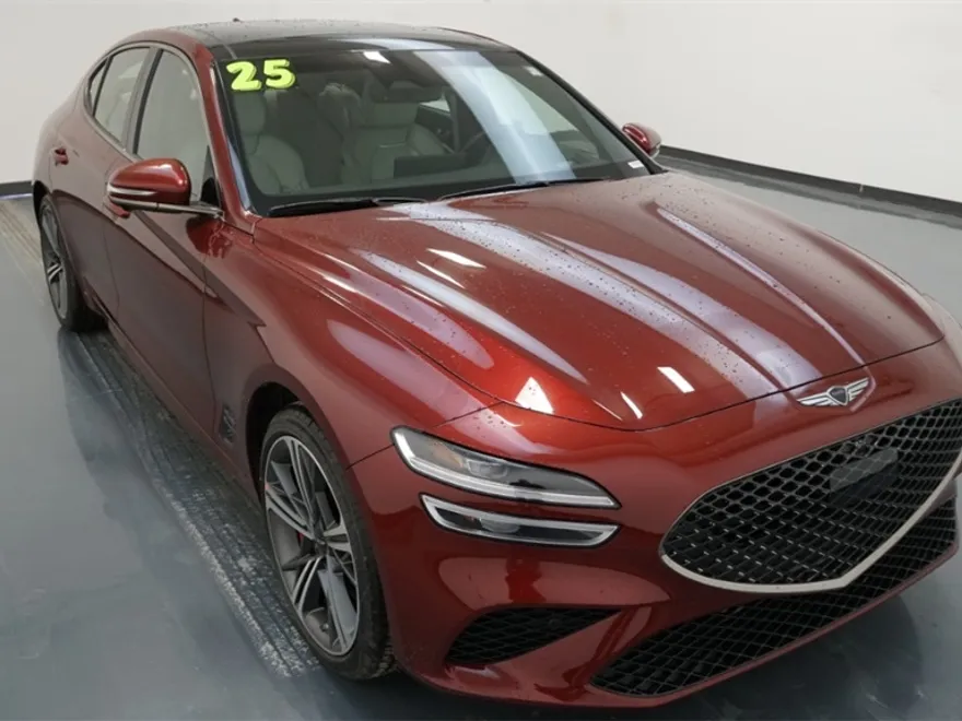 2025 Genesis G70 3.3T Sport Advanced photo 1