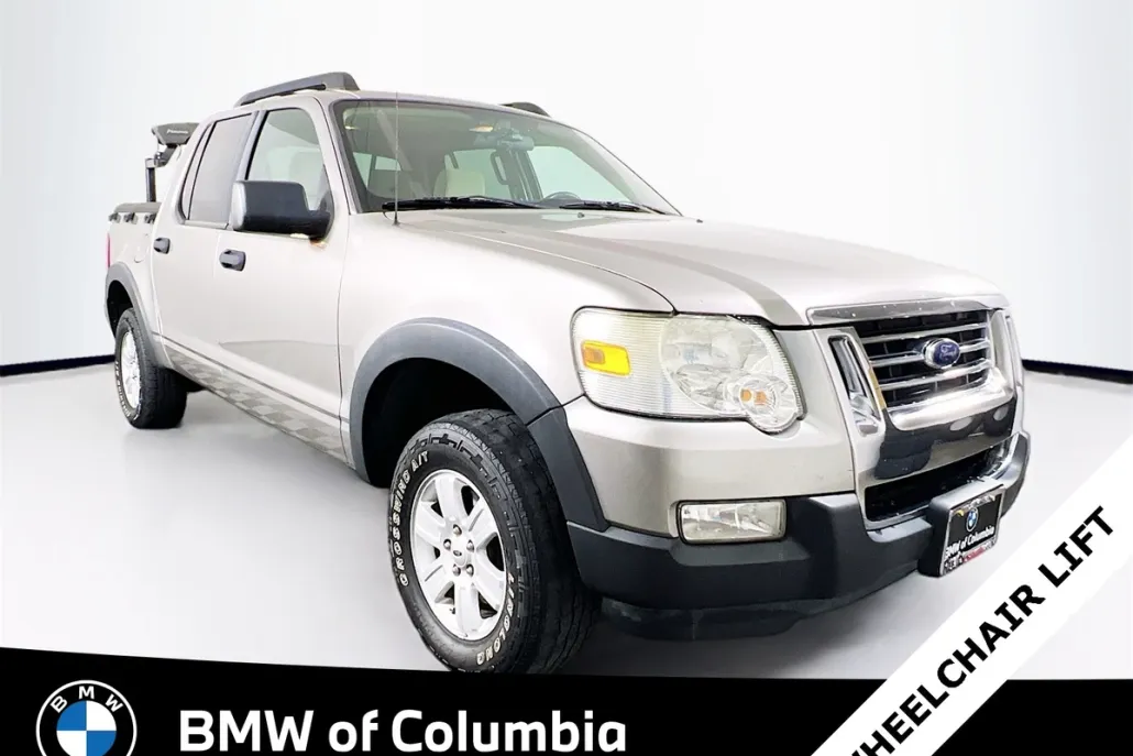 2008 Ford Explorer Sport Trac XLT photo 1