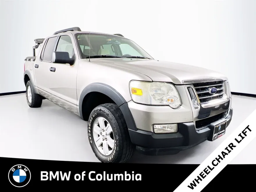 2008 Ford Explorer Sport Trac XLT photo 1