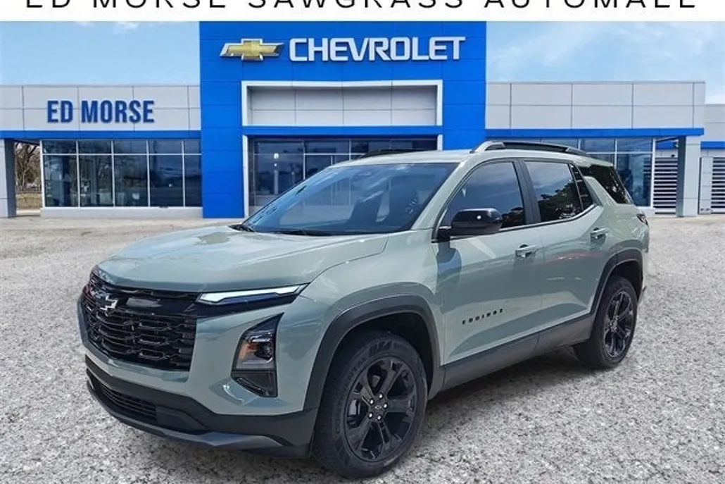 2026 Chevrolet Equinox LT photo 1