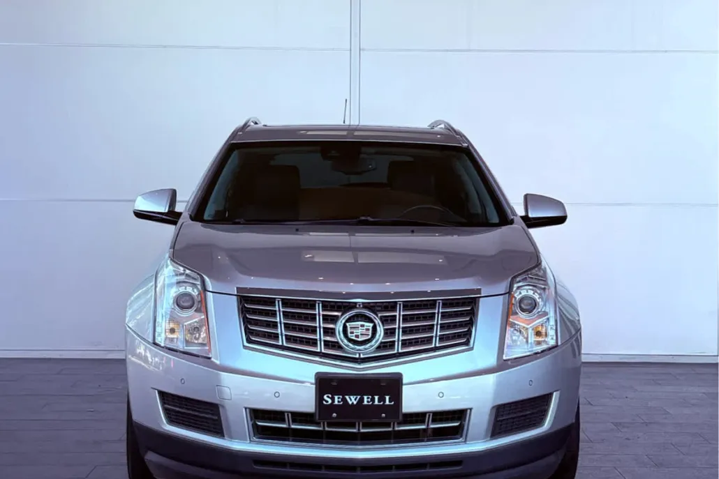 2016 Cadillac SRX Luxury photo 1