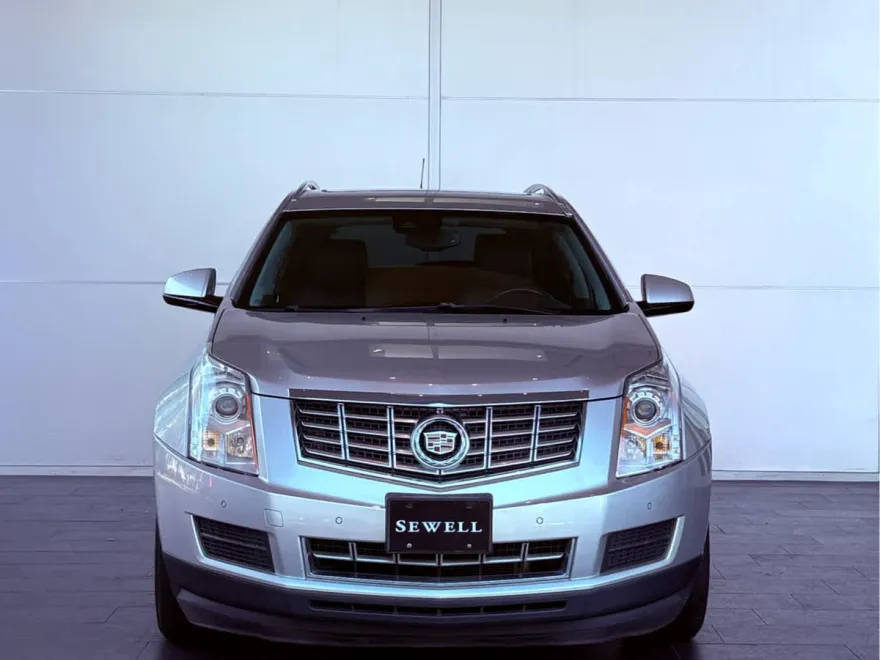 2016 Cadillac SRX Luxury photo 1