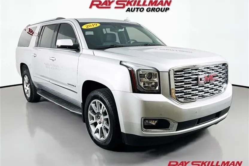2019 Gmc Yukon XL Denali photo 1