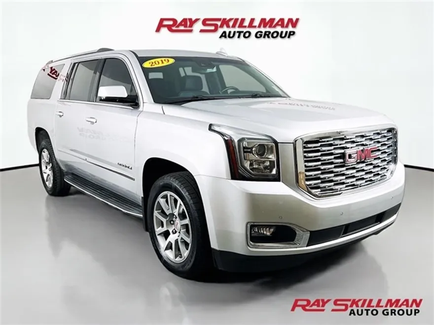 2019 Gmc Yukon XL Denali photo 1