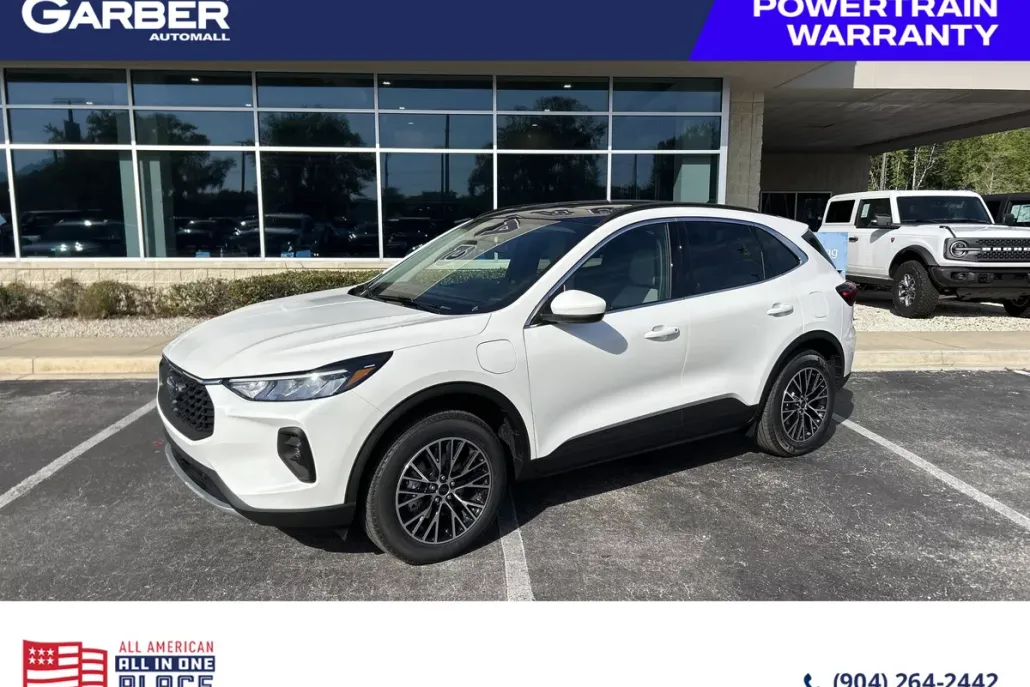 2025 Ford Escape photo 1