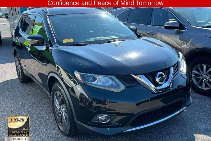 2016 Nissan Rogue SL photo 1