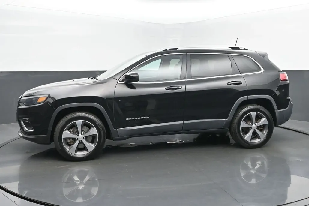 2019 Jeep Cherokee Limited photo 1