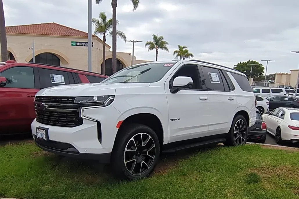 2022 Chevrolet Tahoe RST photo 1