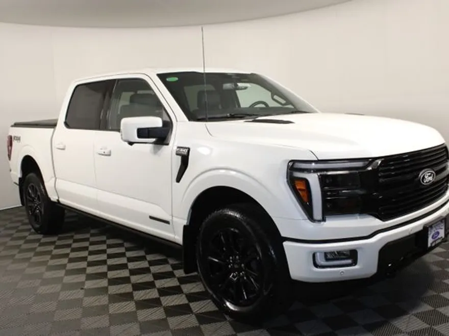 2025 Ford F-150 Platinum photo 1