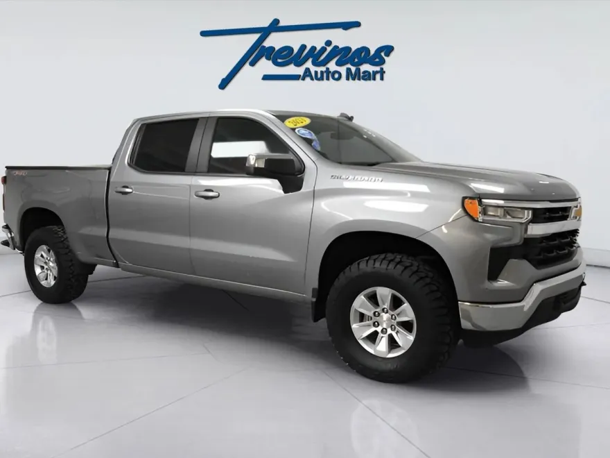 2023 Chevrolet Silverado 1500 LT photo 1