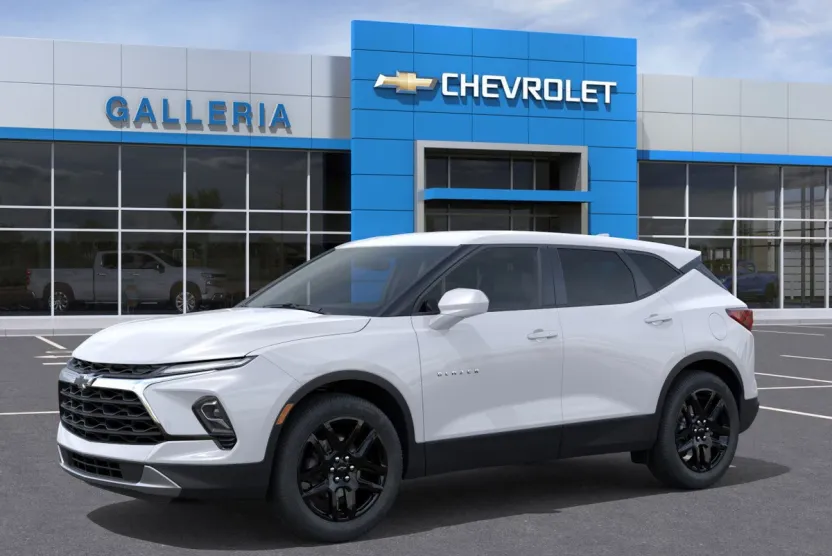 2025 Chevrolet Blazer 2LT photo 1