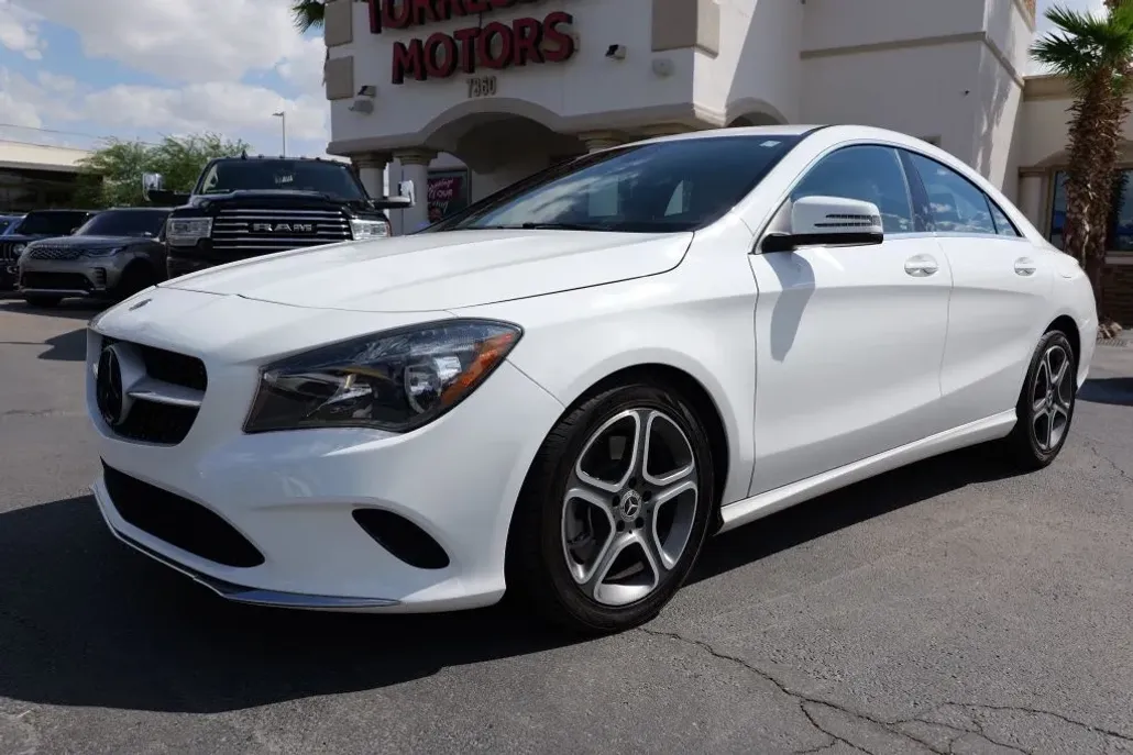 2019 Mercedes Benz CLA 250 photo 1