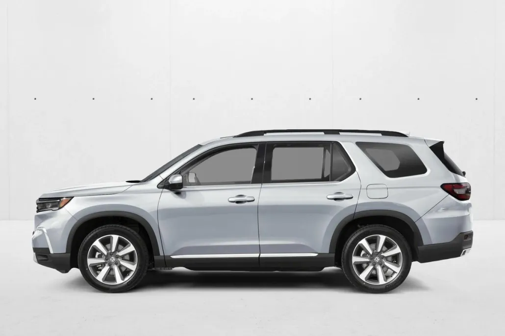 2025 Honda Pilot Touring photo 1
