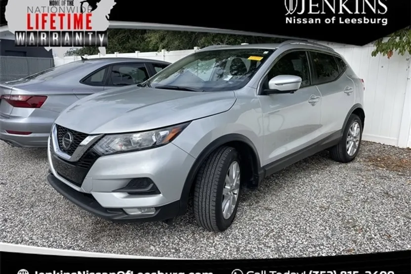 2022 Nissan Rogue Sport SV photo 1