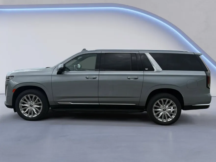 2023 Cadillac Escalade ESV Premium Luxury photo 1