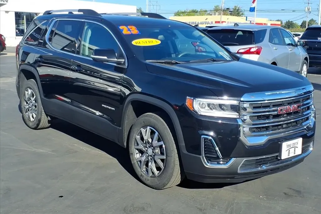 2023 Gmc Acadia SLE photo 1