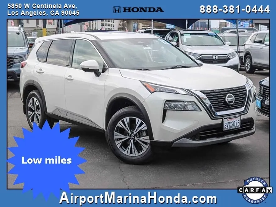 2021 Nissan Rogue SV photo 1