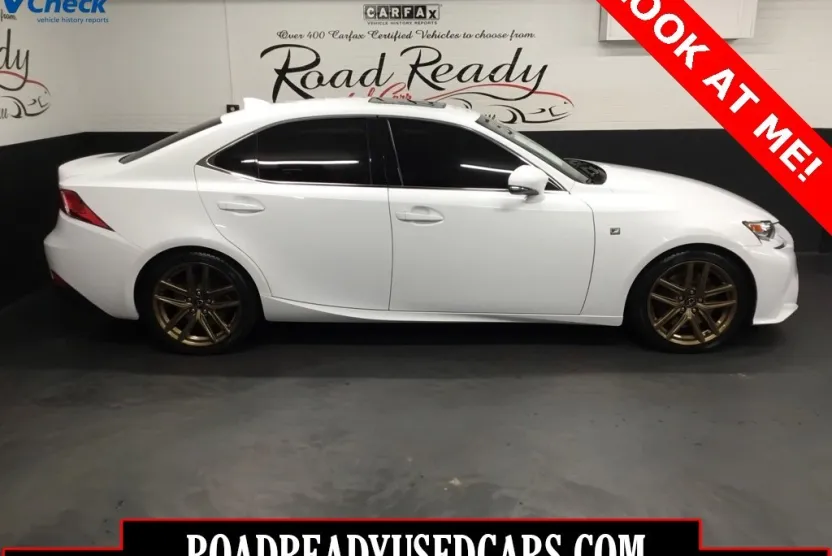2016 Lexus IS 300 photo 1