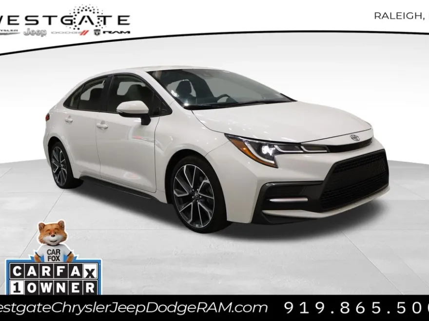 2021 Toyota Corolla SE photo 1