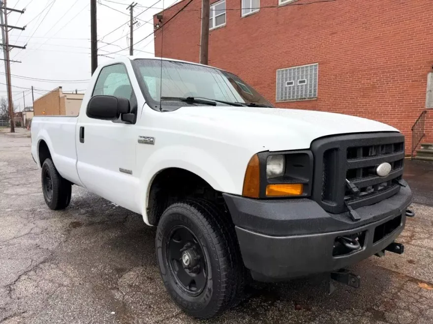 2006 Ford F-250 XL photo 1