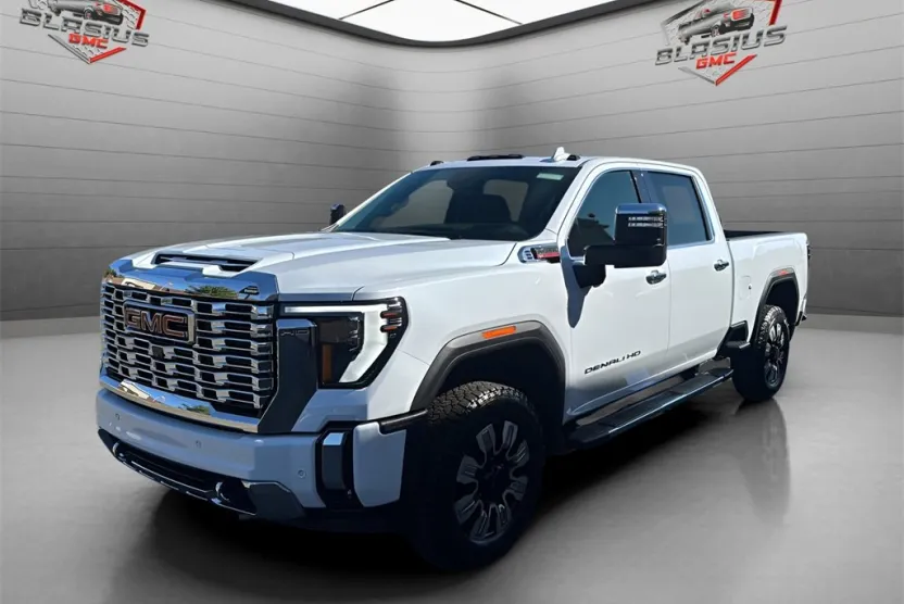 2026 Gmc Sierra 2500 HD Denali photo 1