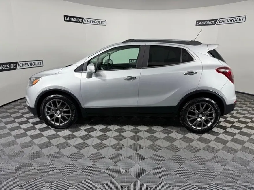 2019 Buick Encore Sport Touring photo 1