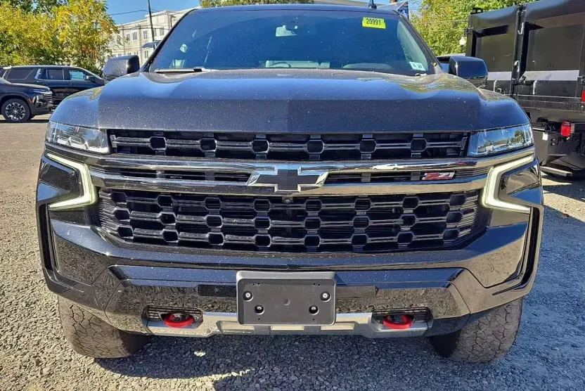 2022 Chevrolet Tahoe Z71 photo 1