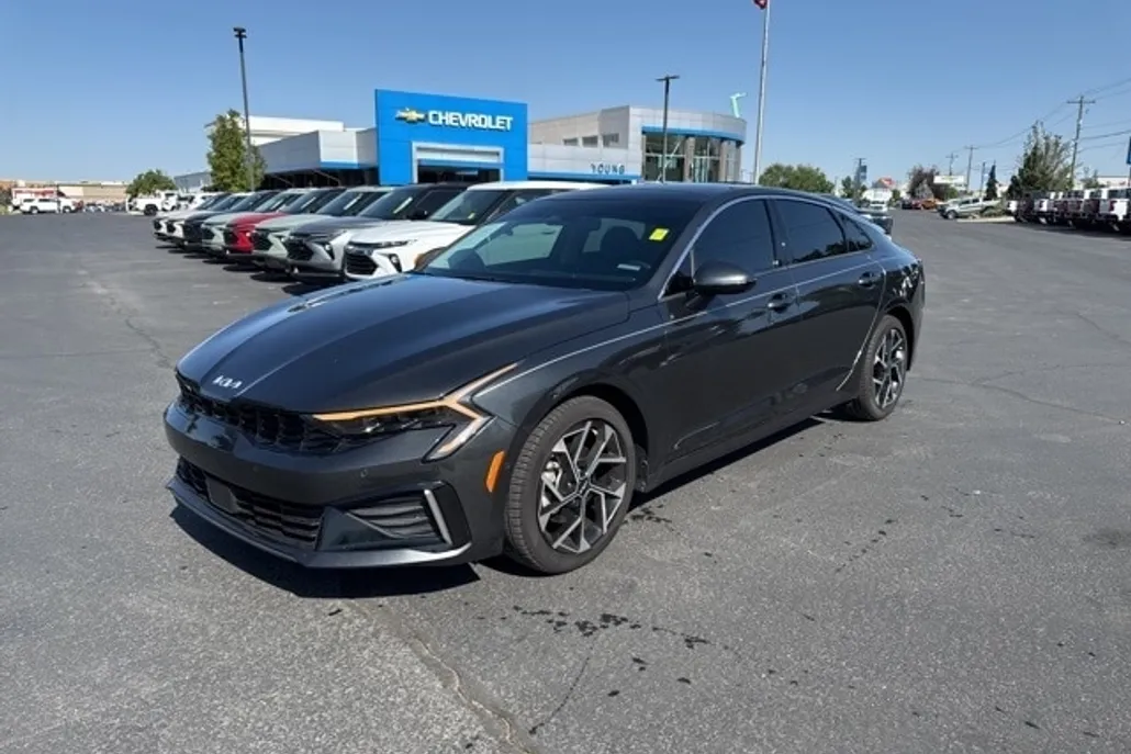 2025 Kia K5 EX photo 1