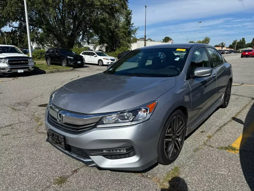 2016 Honda Accord Sport photo 1