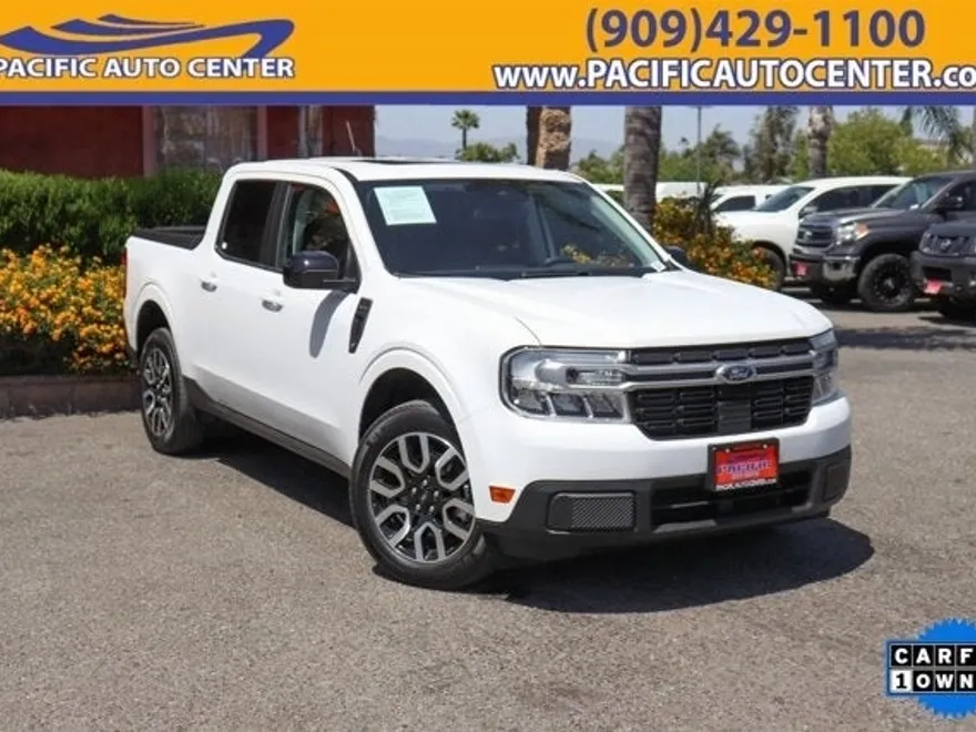 2024 Ford Maverick Lariat photo 1