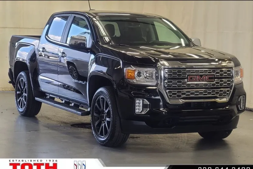 2022 Gmc Canyon Denali photo 1