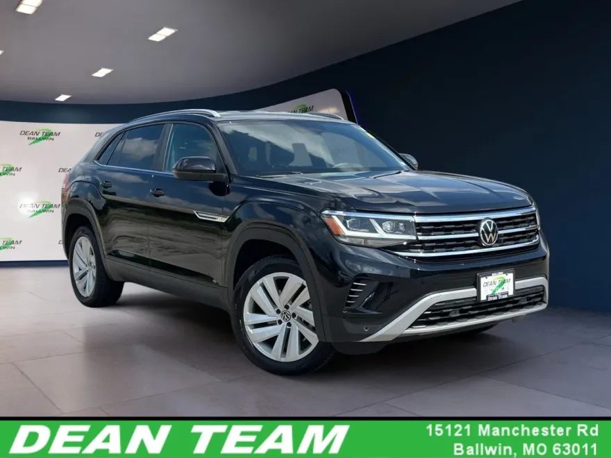 2022 Volkswagen Atlas Cross Sport SE Technology photo 1
