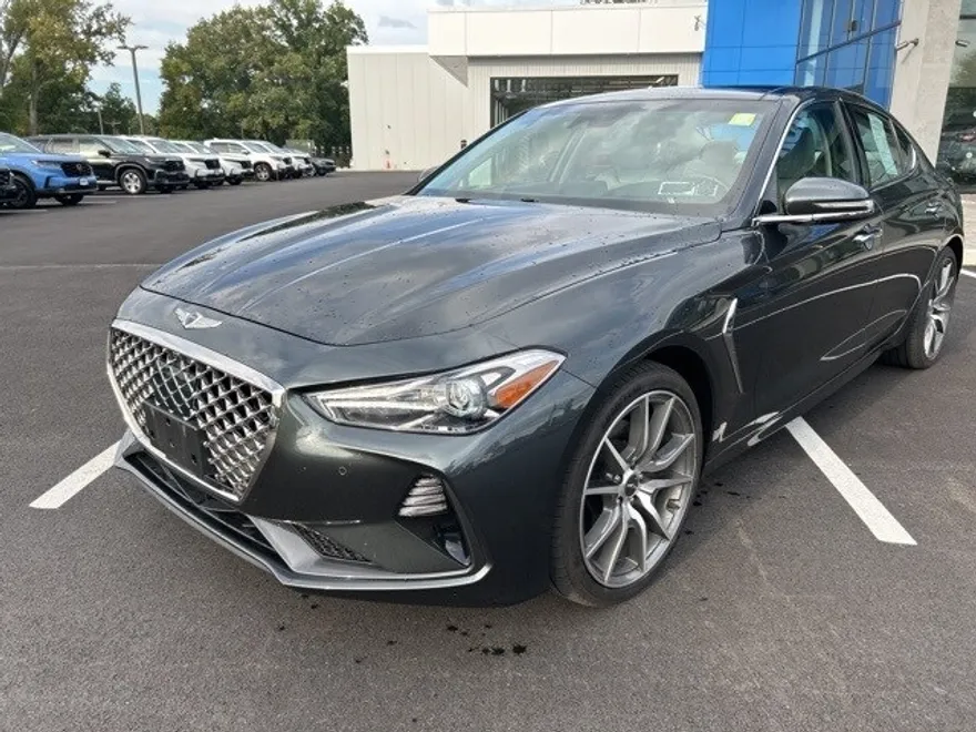 2021 Genesis G70 2.0T Prestige photo 1