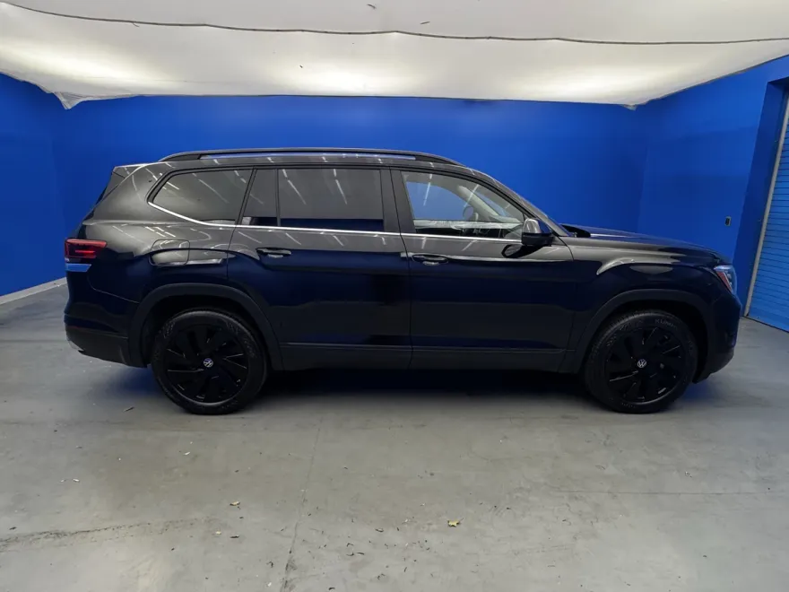 2025 Volkswagen Atlas SE Technology photo 1