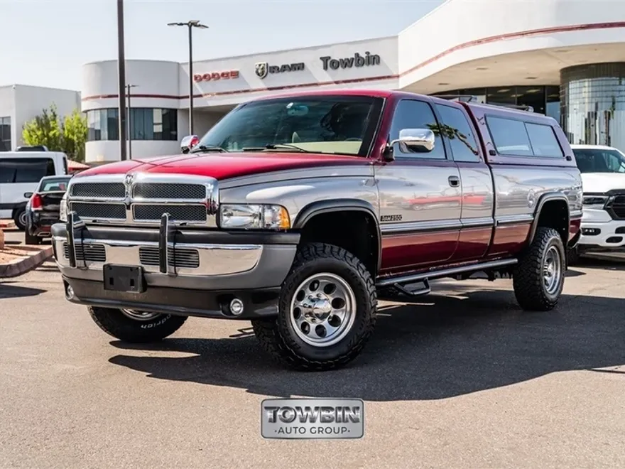 1996 Dodge Ram ST photo 1