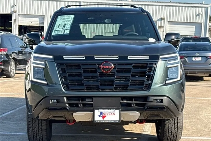 2026 Nissan Armada photo 1