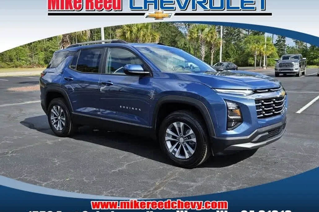 2025 Chevrolet Equinox LT photo 1