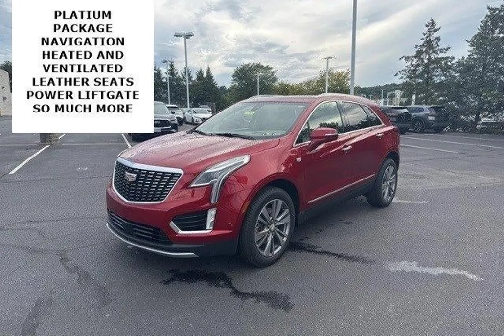 2021 Cadillac XT5 Platinum Premium Luxury photo 1