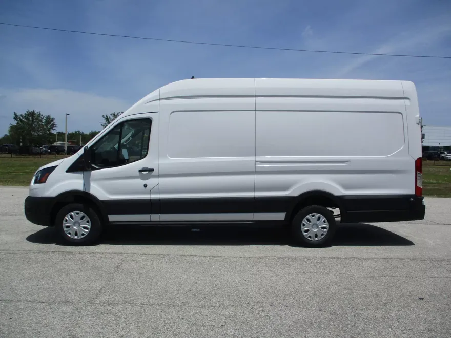 2025 Ford Transit Cargo Van photo 1