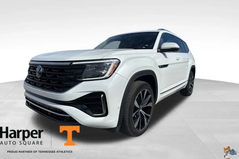 2024 Volkswagen Atlas SEL Premium R-Line photo 1