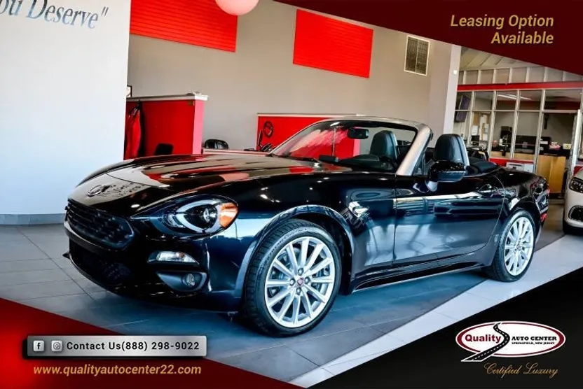 2019 Fiat 124 Spider Lusso photo 1