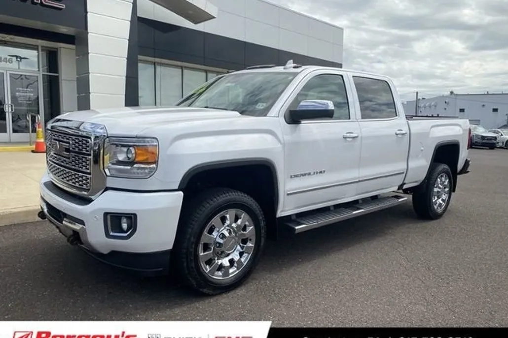 2019 Gmc Sierra 2500 HD Denali photo 1