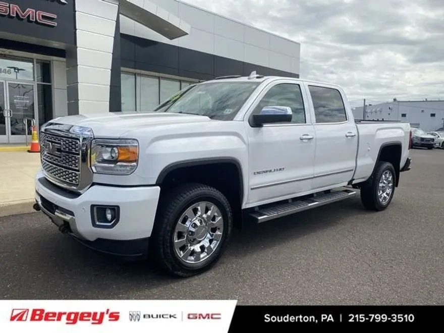 2019 Gmc Sierra 2500 HD Denali photo 1