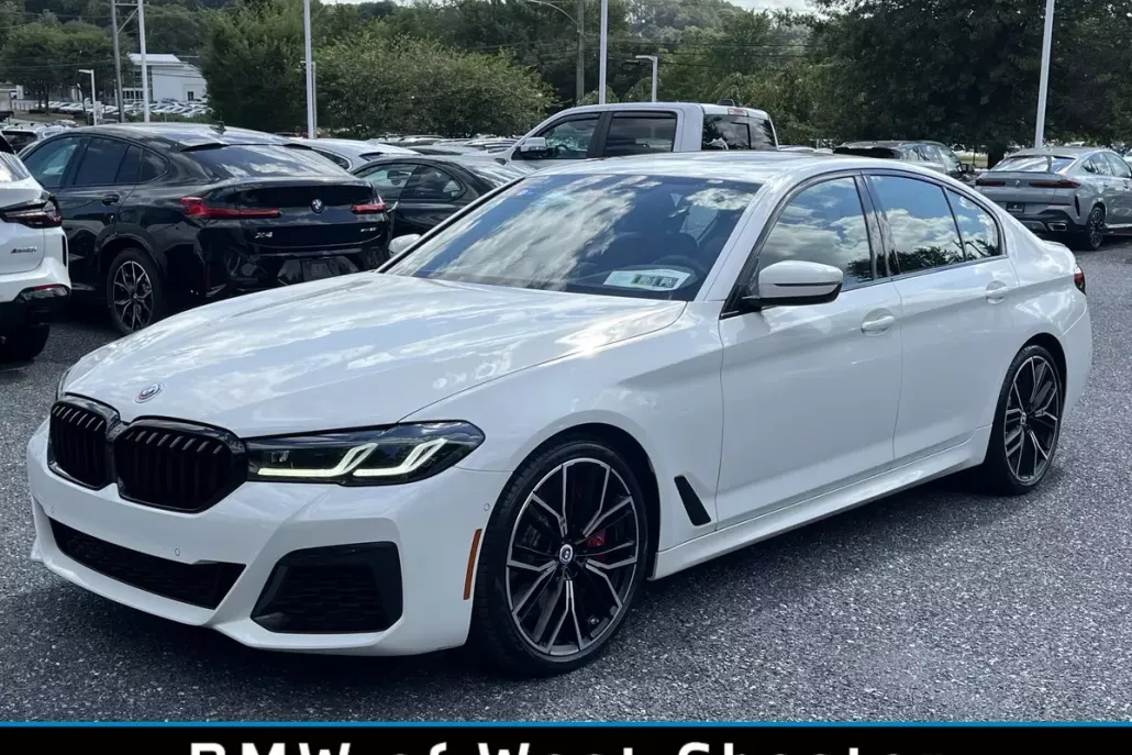 2023 Bmw M550i xDrive photo 1