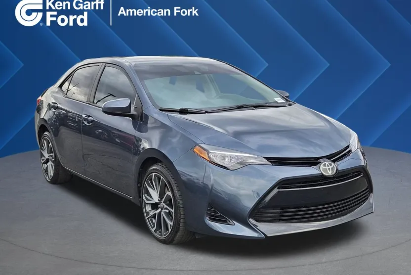 2018 Toyota Corolla L photo 1